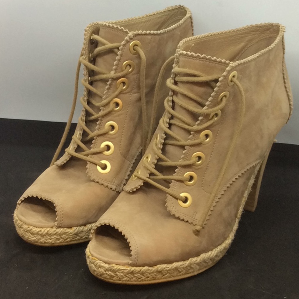 Stuart weitzman